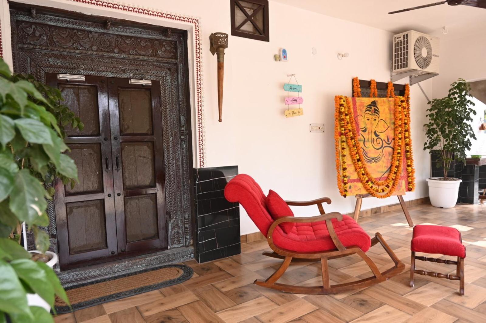 Shobhayan Inn, Airport Railway Station Pickup Free Ayodhya Exterior photo